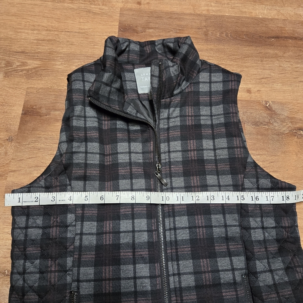 Lemon Tart Black and Gray Quilted Plaid Vest with High Collar Medium - Picture 4 of 5